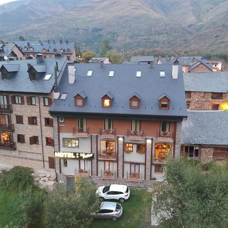Hotel Lo Paller Valencia D'Aneu المظهر الخارجي الصورة