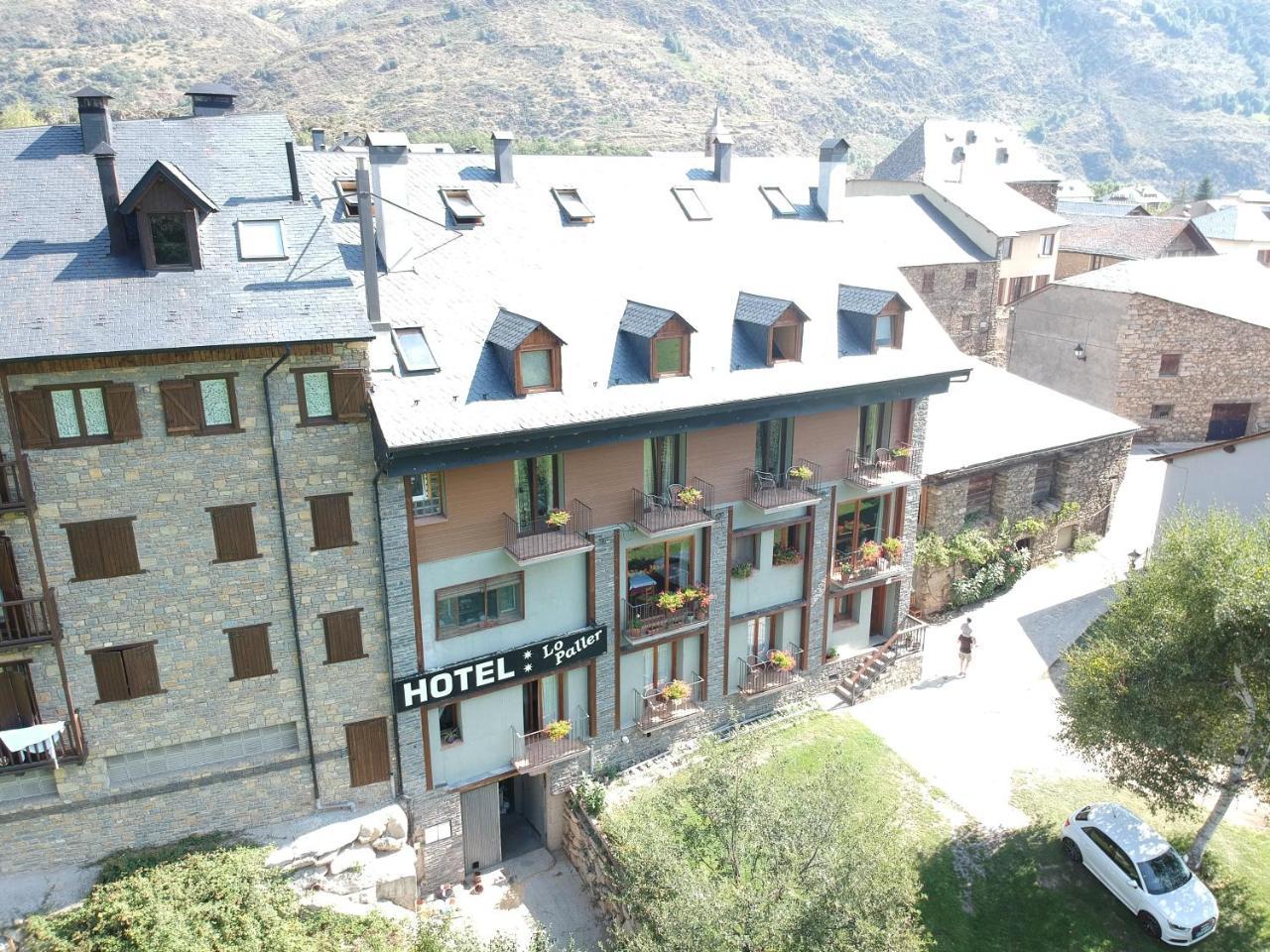 Hotel Lo Paller Valencia D'Aneu المظهر الخارجي الصورة